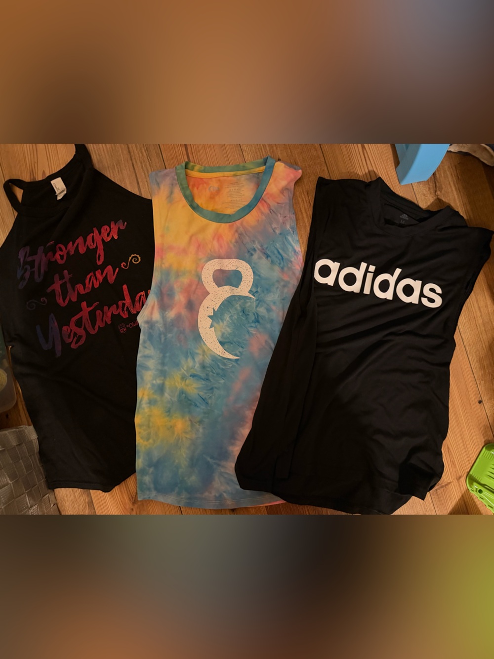 3 women’s workout muscle tank tops!